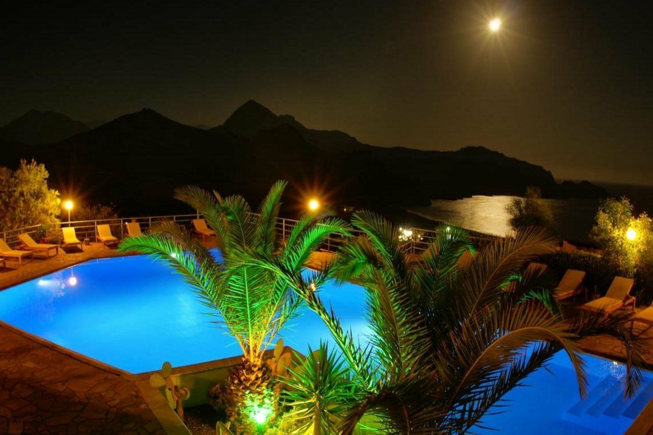 Damnoni Bay Hotel Bagian luar foto